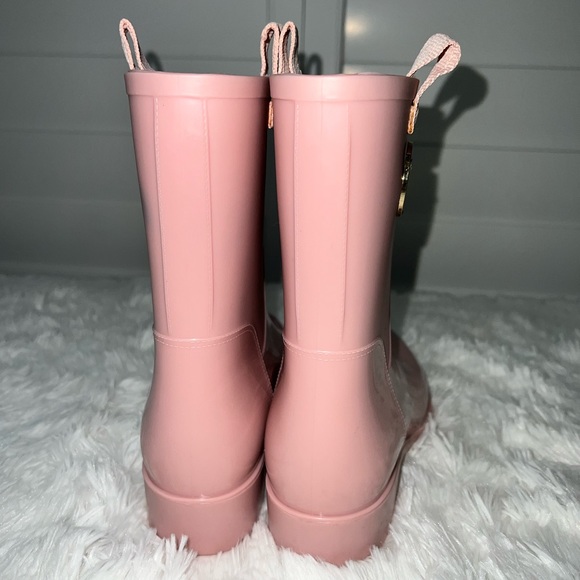 GUESS Kaye Rain Boots- Women’s Size 9 (Pink) - Picture 4 of 5